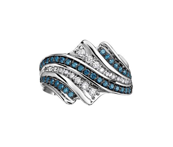 BAGUE EN OR 10K BLANC SERTIE DE DIAMANTS BLEUS ET BLANCS - CR DD2642 - BIJOUX CANADIEN BAGUE EN OR 10K BLANC SERTIE DE DIAMANTS BLEUS ET BLANCS - CR DD2642 - BIJOUX CANADIEN