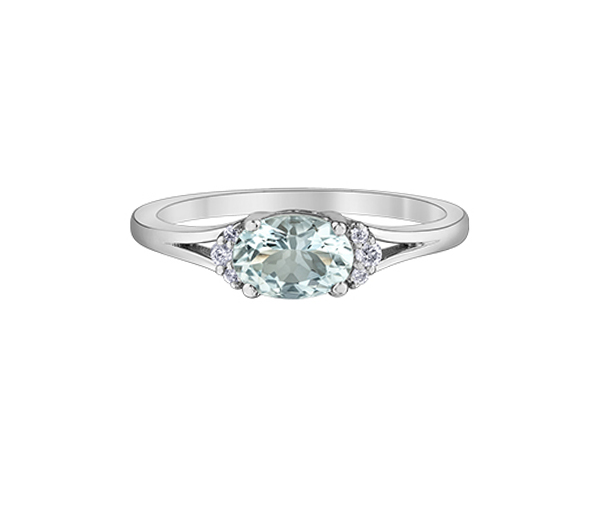 BAGUE EN OR BLANC SERTIE D'UNE AIGUE-MARINE ET DE DIAMANTS - CR DD8008WAQ - BIJOUX CANADIEN BAGUE EN OR BLANC SERTIE D'UNE AIGUE-MARINE ET DE DIAMANTS - CR DD8008WAQ - BIJOUX CANADIEN