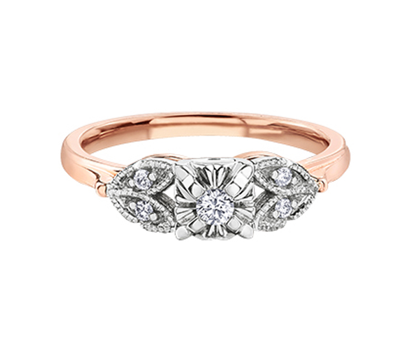 BAGUE EN OR 10K 2 TONS SERTIE D'UN DIAMANT CANADIEN ET DE DIAMANTS - CR AM479RW - DIAMANT CANADIEN BAGUE EN OR 10K 2 TONS SERTIE D'UN DIAMANT CANADIEN ET DE DIAMANTS - CR AM479RW - DIAMANT CANADIEN