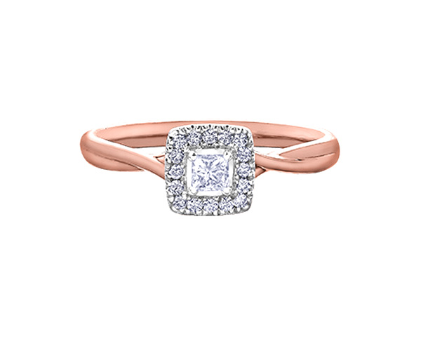 BAGUE EN OR SERTIE D'UN DIAMANT CANADIEN DE TAILLE PRINCESSE ET DE DIAMANTS - CR AM423RW20 - DIAMANT CANADIEN BAGUE EN OR SERTIE D'UN DIAMANT CANADIEN DE TAILLE PRINCESSE ET DE DIAMANTS - CR AM423RW20 - DIAMANT CANADIEN