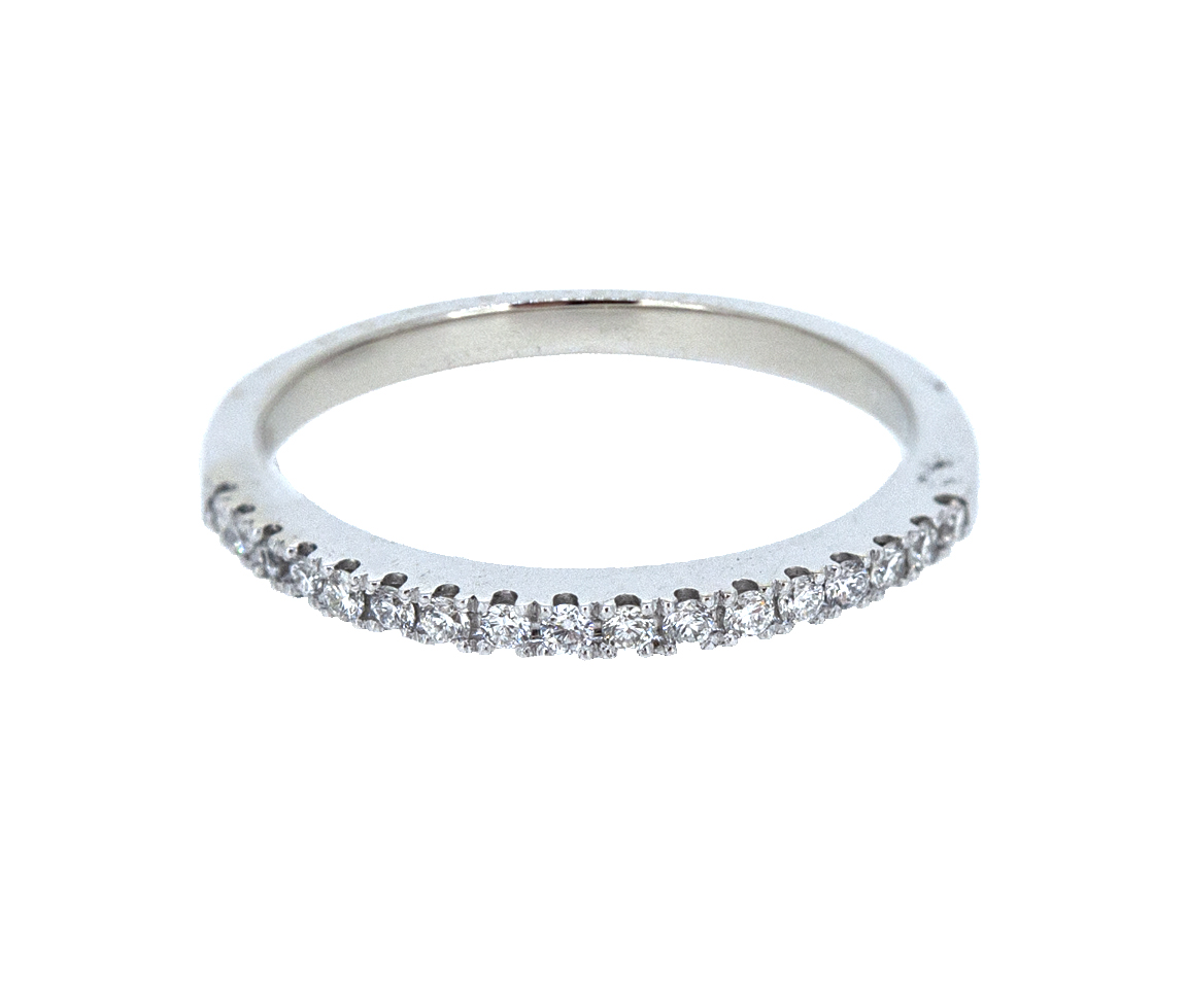 JONC SEMI-ÉTERNITÉ EN OR 14K BLANC SERTI DE DIAMANTS - S LR0759W - BIJOUX D'IMPORTATION JONC SEMI-ÉTERNITÉ EN OR 14K BLANC SERTI DE DIAMANTS - S LR0759W - BIJOUX D'IMPORTATION