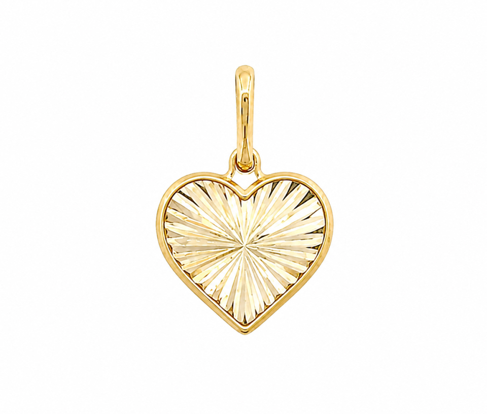 PENDENTIF COEUR EN OR TAILLÉ DIAMANT PENDENTIF COEUR EN OR TAILLÉ DIAMANT