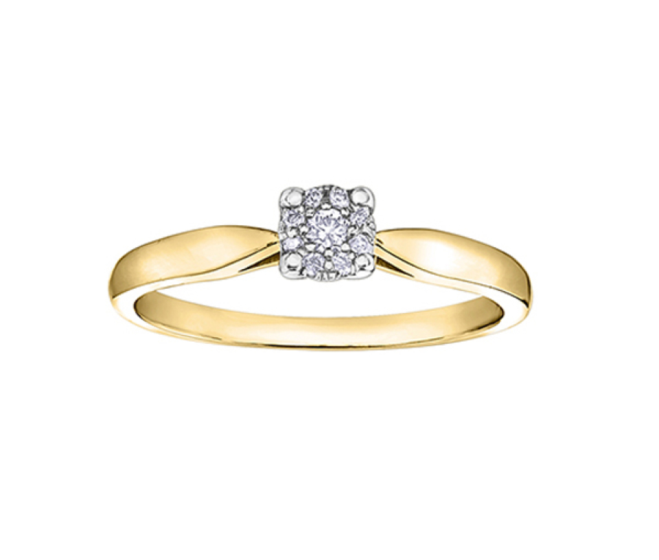 BAGUE EN OR 10K SERTIE DE DIAMANTS BAGUE EN OR 10K SERTIE DE DIAMANTS