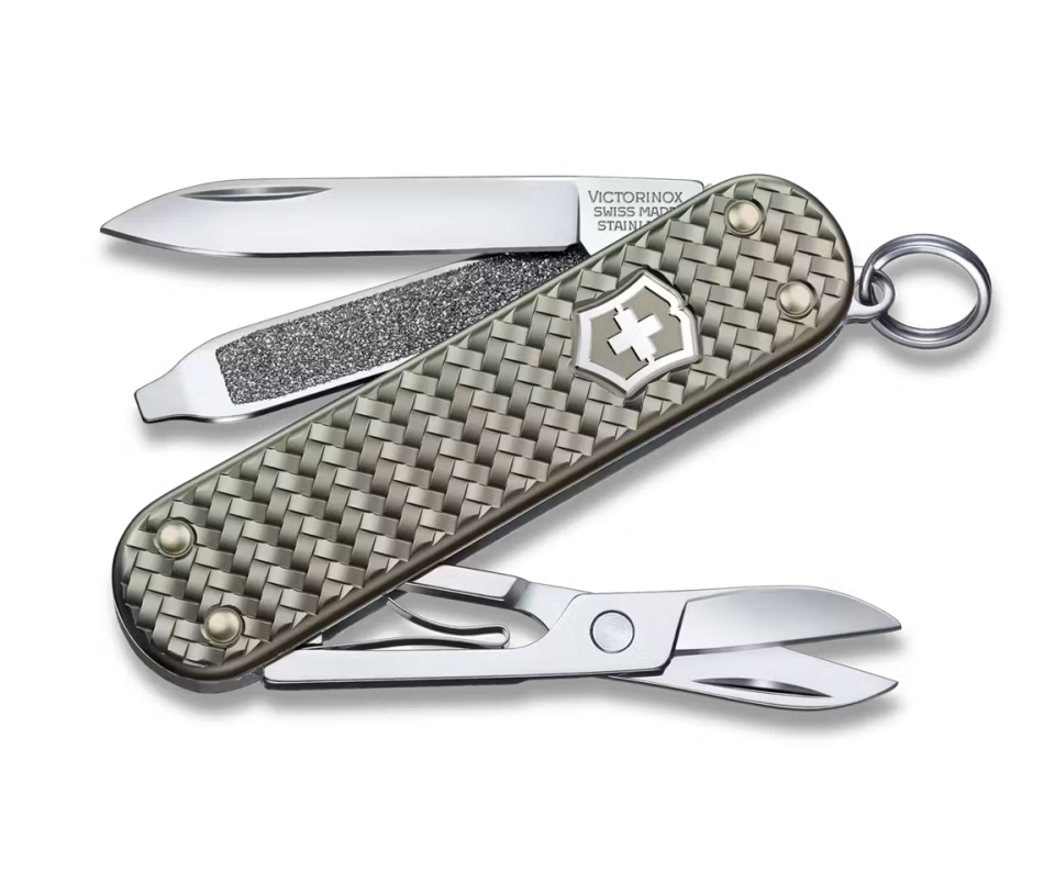 COUTEAU VICTORINOX CLASSIQUE PRECIOUS ALOX - VS 0.6221.4031G - VICTORINOX COUTEAU VICTORINOX CLASSIQUE PRECIOUS ALOX - VS 0.6221.4031G - VICTORINOX