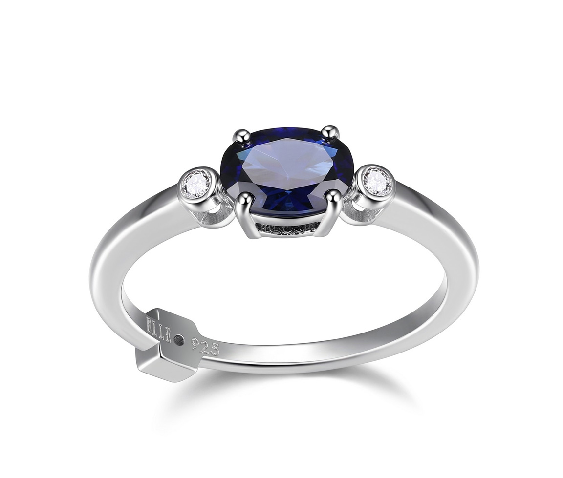 BAGUE EN ARGENT RHODIÉ SERTIE D'UN SAPHIR ET DE DIAMANTS - PJ R4LACZ02AC - ELLE