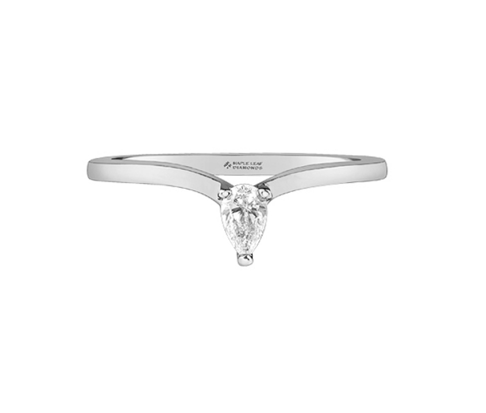 BAGUE EN OR SERTI D'UN DIAMANT CANADIEN DE TAILLE POIRE - CR ML779W - DIAMANT CANADIEN